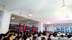 企业技术进入校园  丰富学子第二课堂